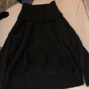 Black chunky turtle neck